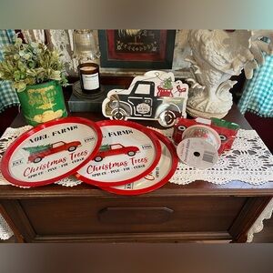 Christmas Tree Farm Decor Set